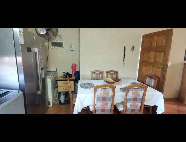 3 BEDROOM APARTMENT FOR SALE IN RENSBURG